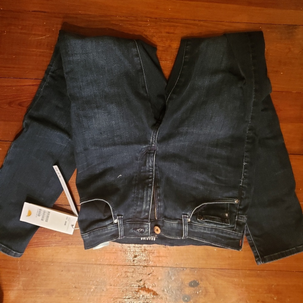 Dark wash skinny jeans